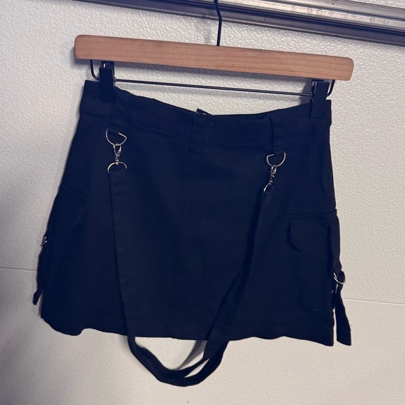 Hot Topic Suspender Skirt - Picture 2 of 4